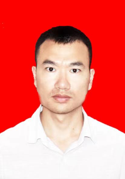 沈挺证件照