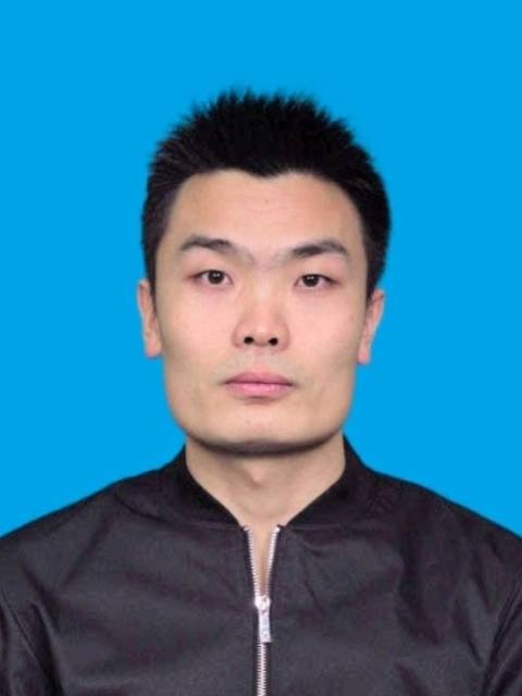 曹跃杰证件照